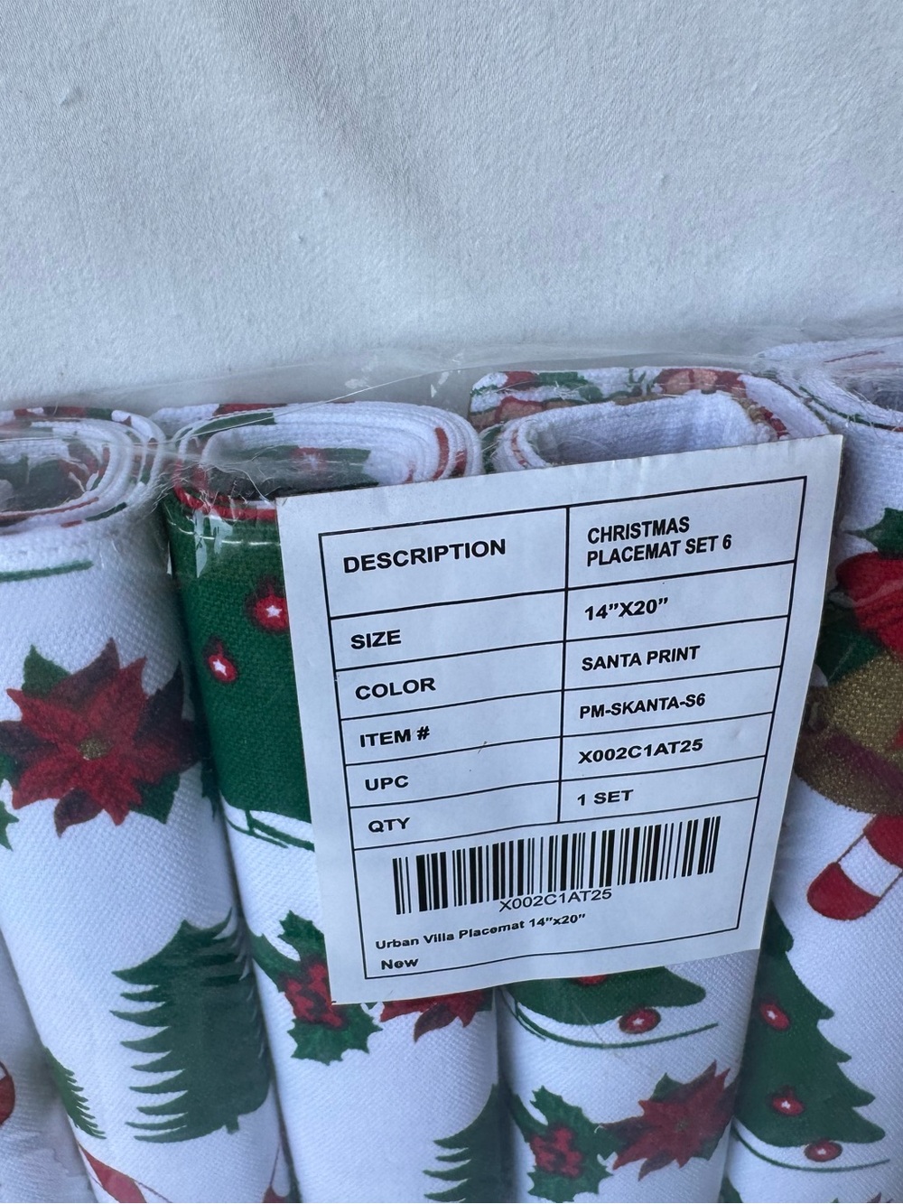 Christmas Placemat Set of 6 - Santa Print Green & White 14”x20”